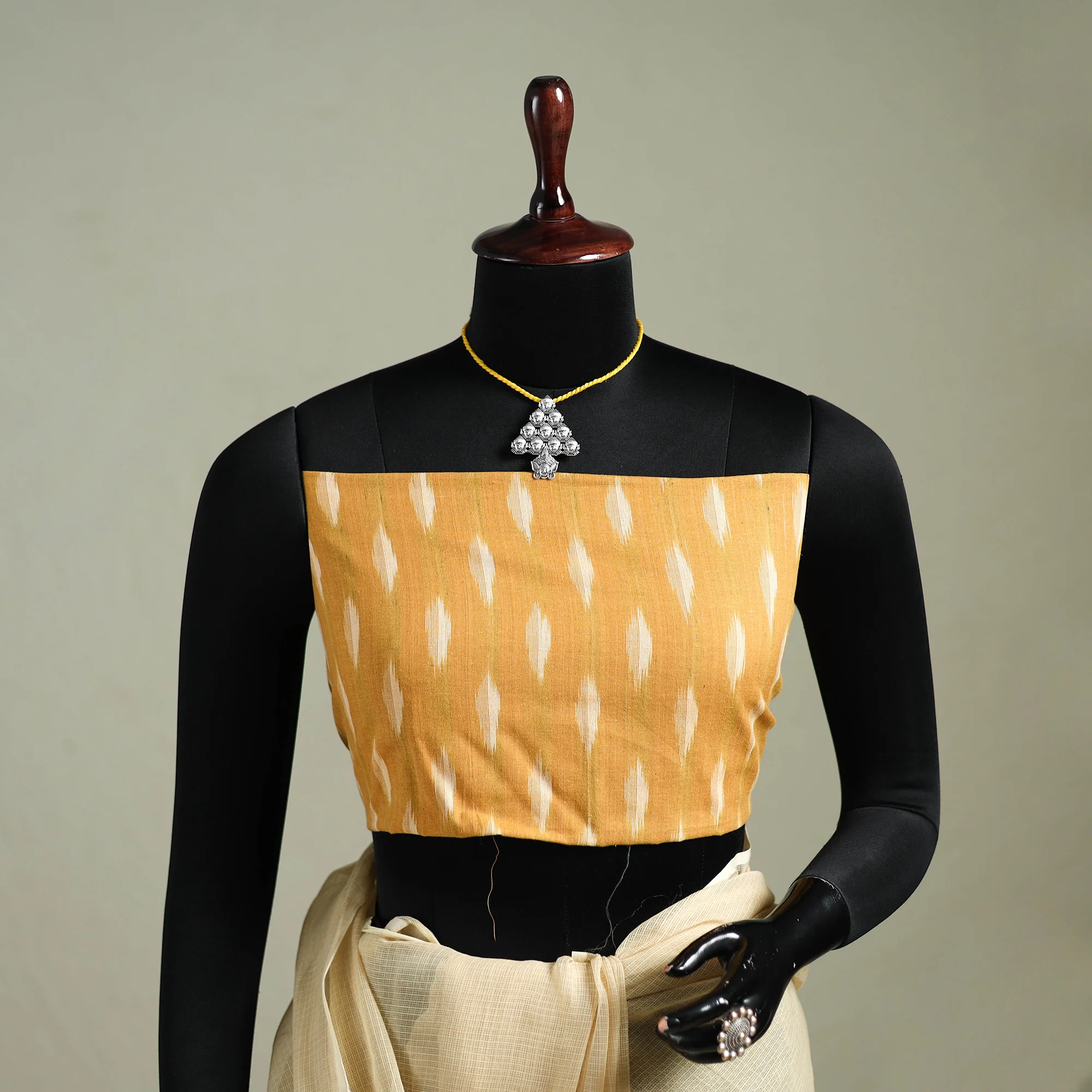 Beige - Nazaakat Kota Doria Cotton Plain Saree with Blouse & Jewellery Set 30 - Image 2