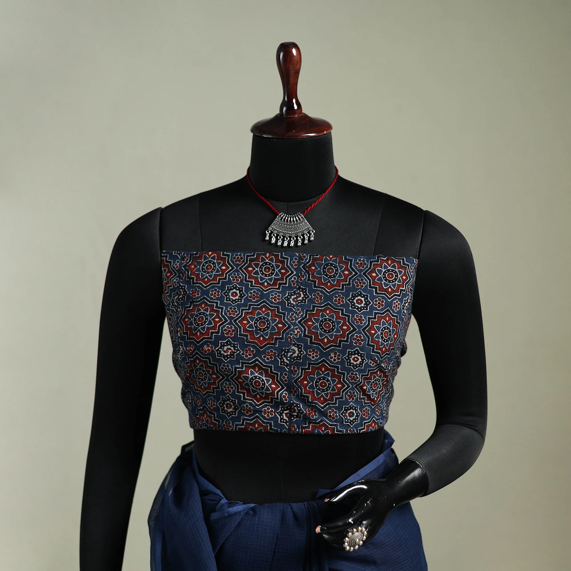 Blue - Nazaakat Kota Doria Cotton Plain Saree with Blouse & Jewellery Set 45 - Image 2
