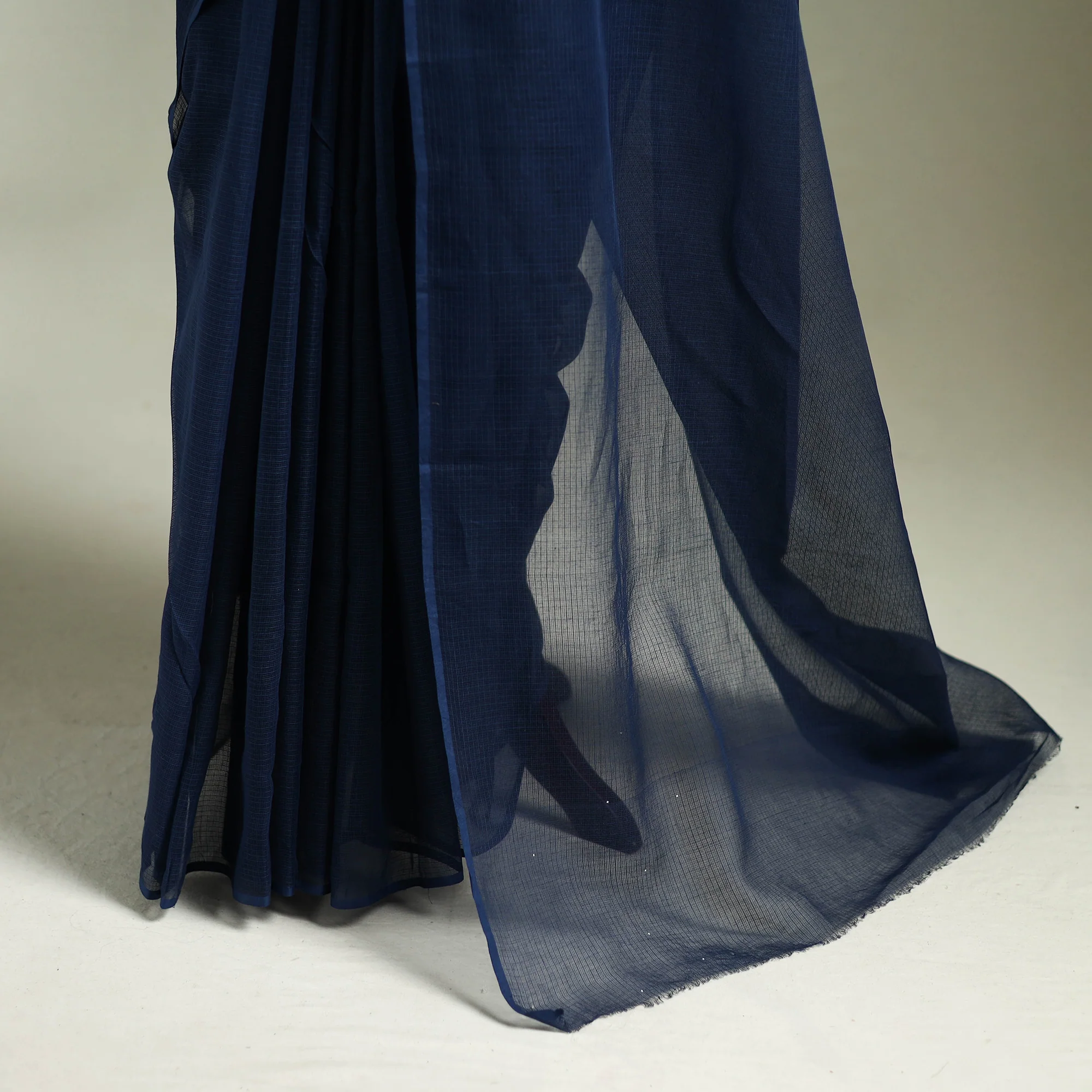 Blue - Nazaakat Kota Doria Cotton Plain Saree with Blouse & Jewellery Set 45 - Image 4