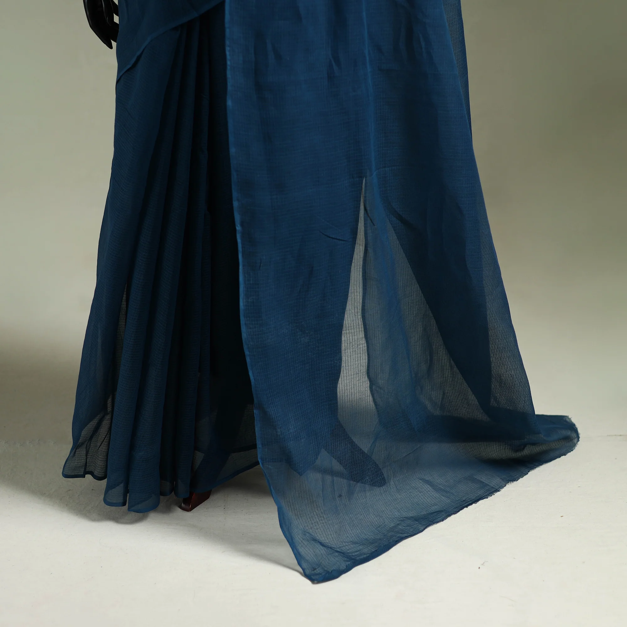 Blue - Nazaakat Kota Doria Cotton Plain Saree with Blouse & Jewellery Set 47 - Image 4
