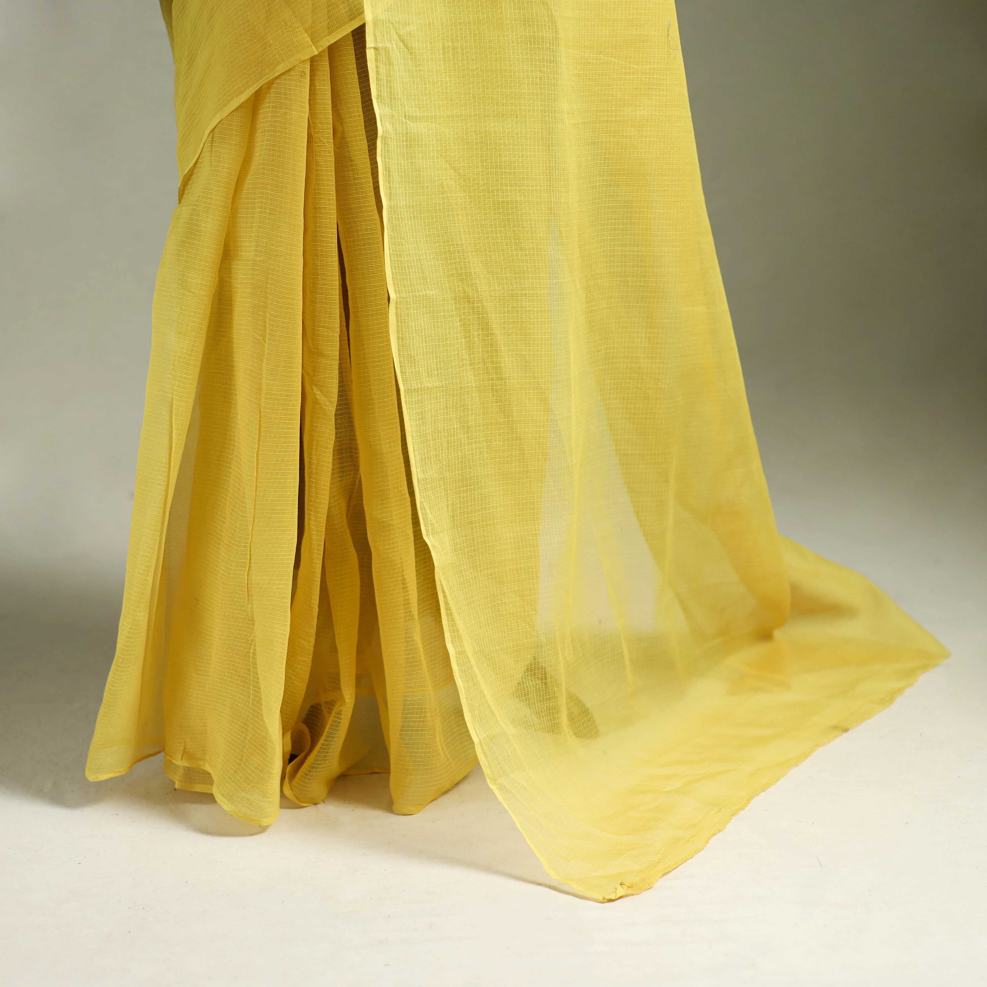 Yellow - Nazaakat Kota Doria Cotton Plain Saree with Blouse & Jewellery Set 51 - Image 4