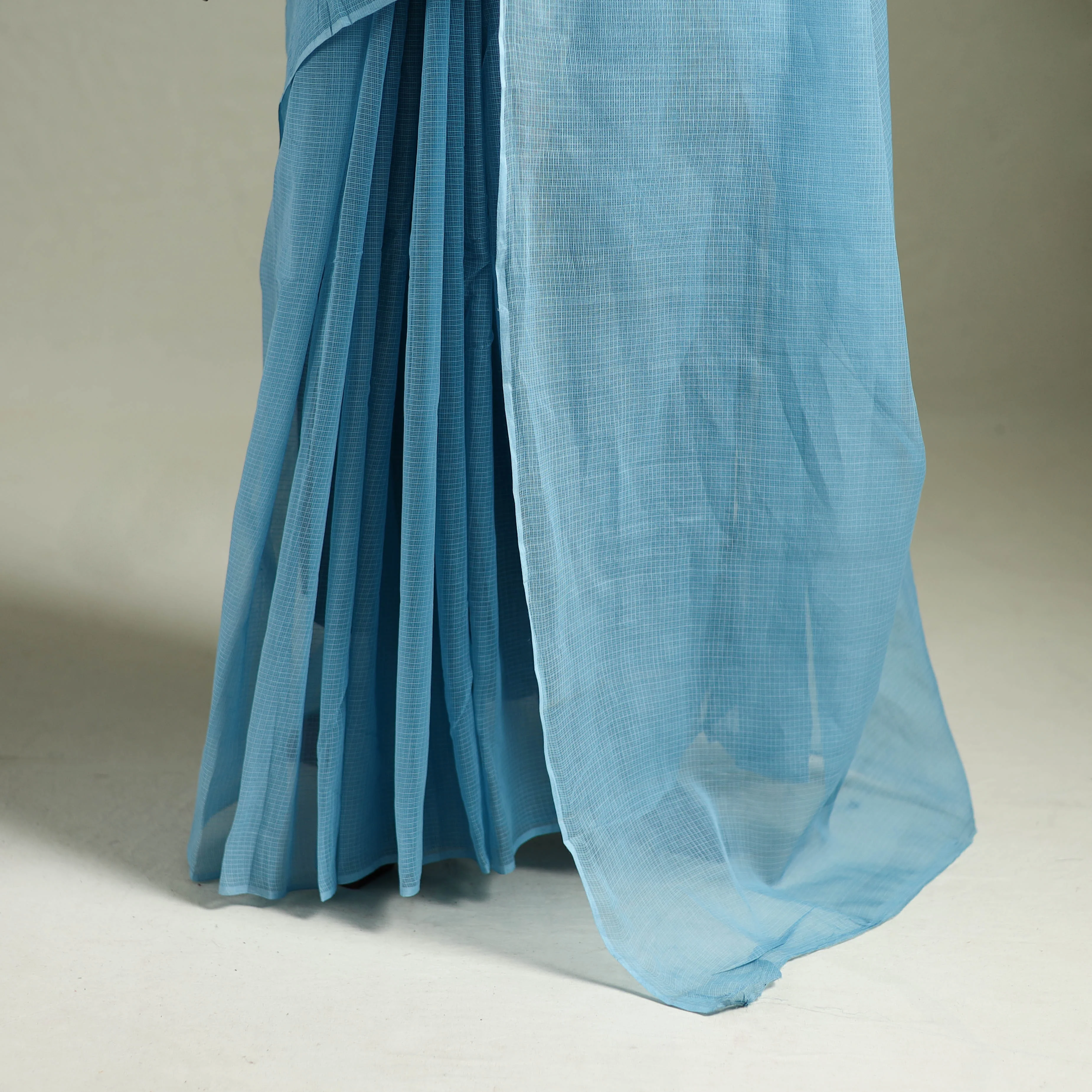 Blue - Nazaakat Kota Doria Cotton Plain Saree with Blouse & Jewellery Set 52 - Image 4