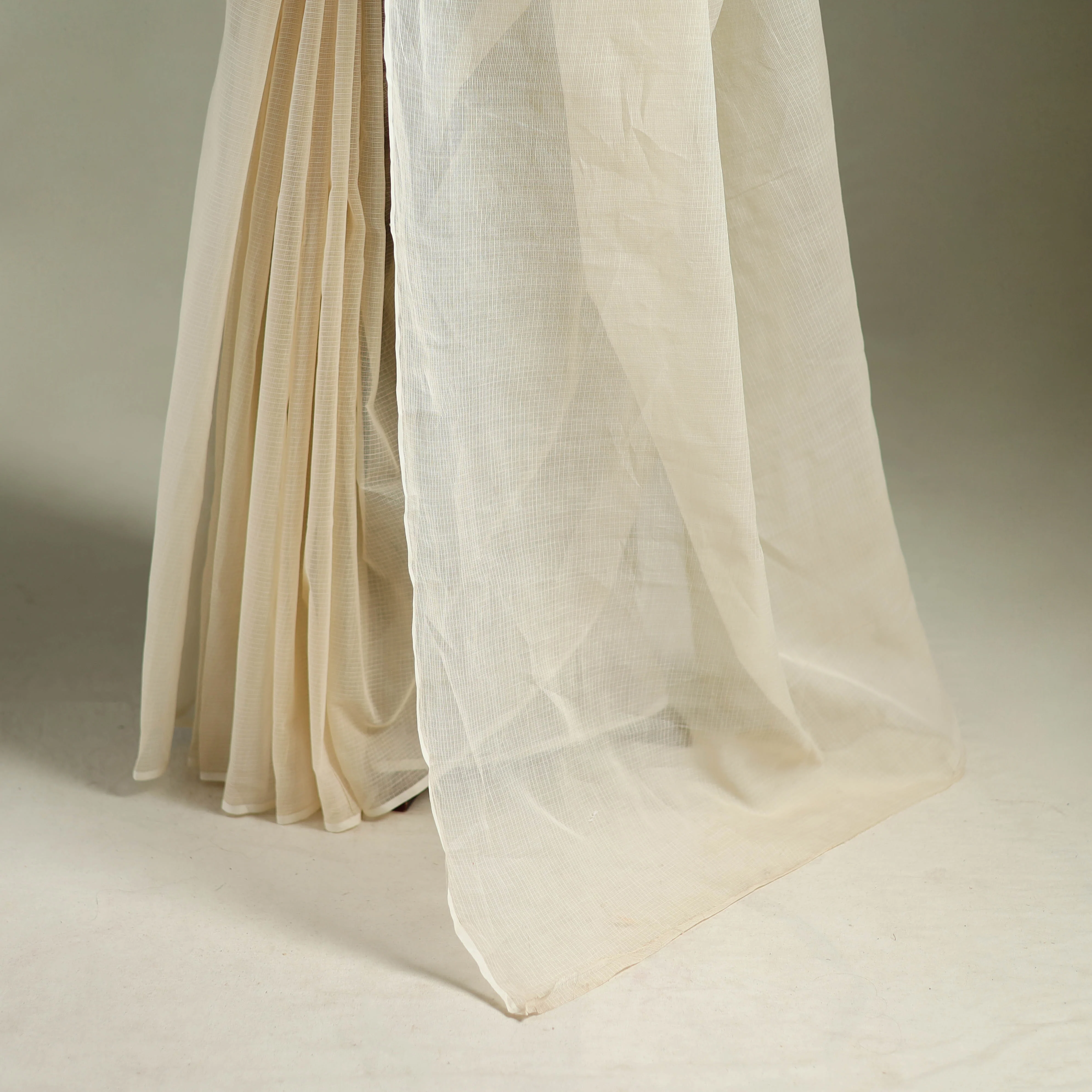Beige - Nazaakat Kota Doria Cotton Plain Saree with Blouse & Jewellery Set 69 - Image 4