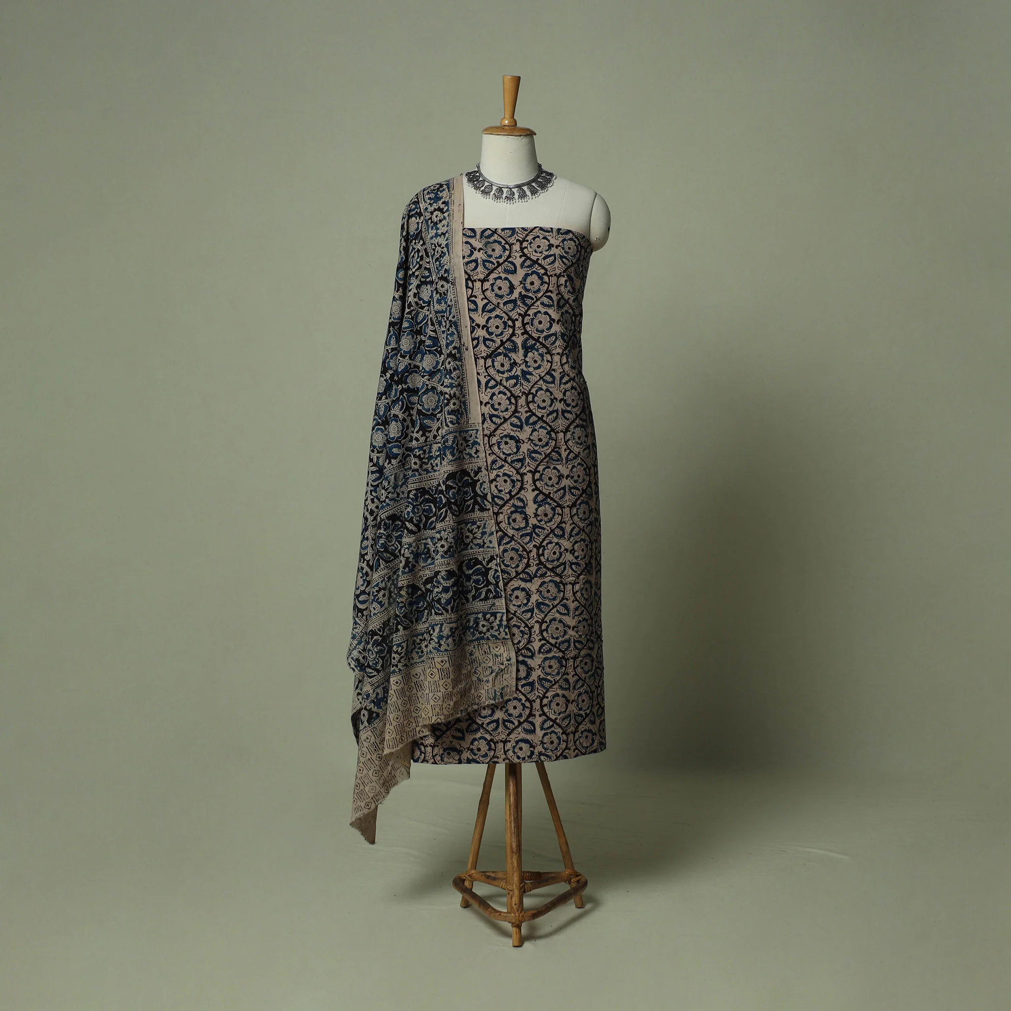 Pedana Kalamkari Hand Block Print Natural Dyed Cotton 3pc Unstitched Dress Material Suit Set 14