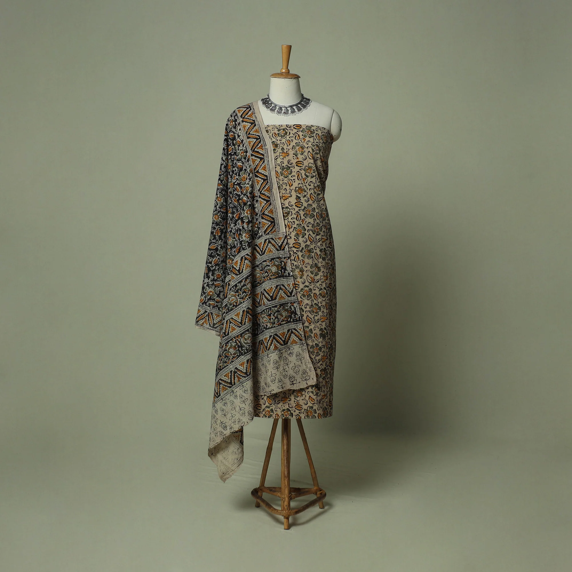 Pedana Kalamkari Hand Block Print Natural Dyed Cotton 3pc Unstitched Dress Material Suit Set 19