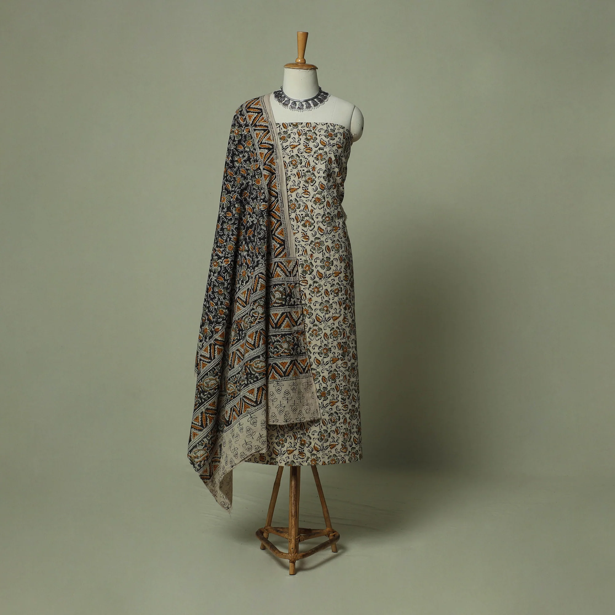 Pedana Kalamkari Hand Block Print Natural Dyed Cotton 3pc Unstitched Dress Material Suit Set 23