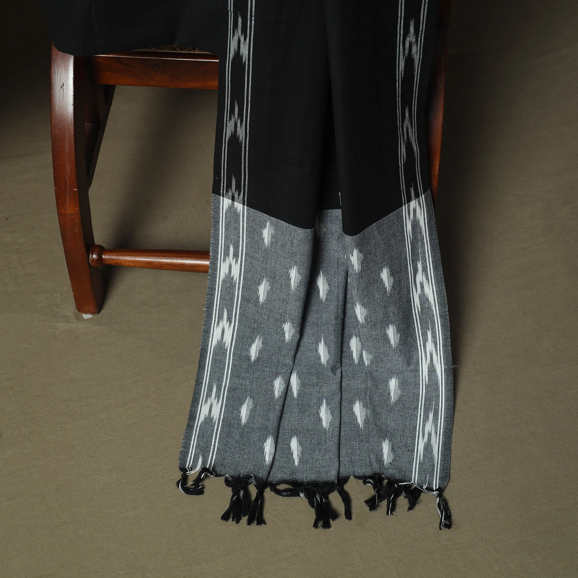 Grey - Pochampally Ikat Weave 3pc Cotton Unstitched Dress Material Suit Set 51 - Image 4