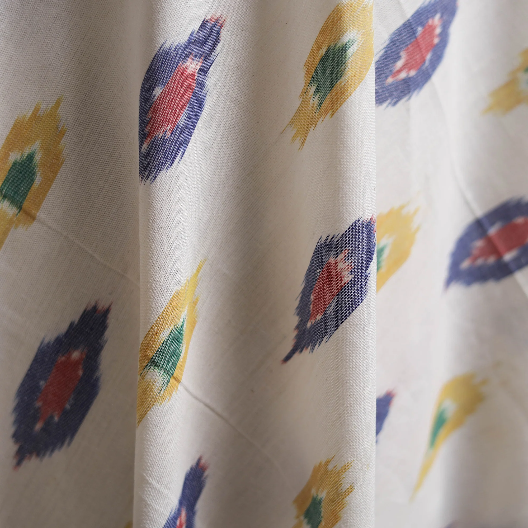 White - Pochampally Ikat Weave Cotton Fabric 12 - Image 3