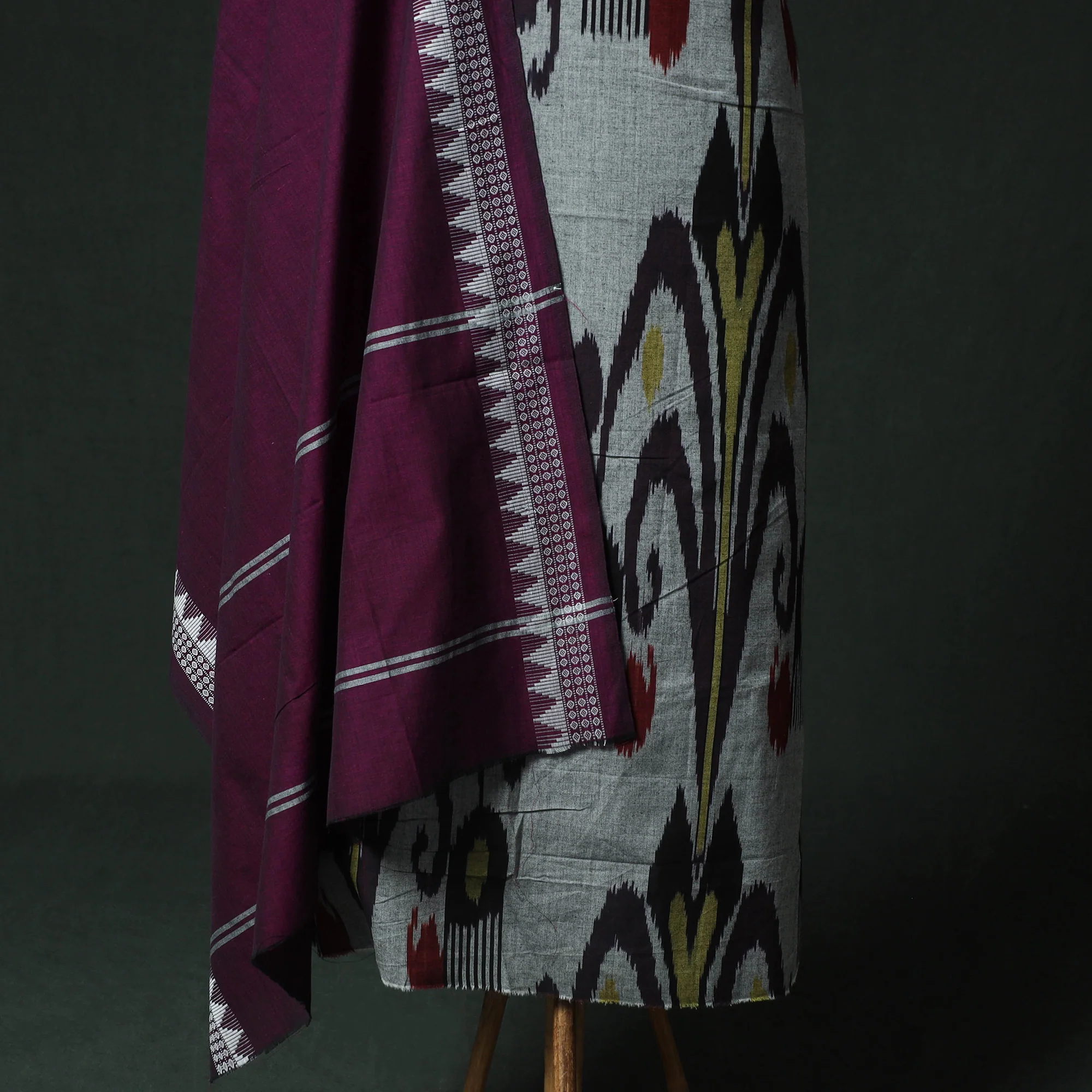 Pochampally Ikat Woven 2pc Cotton Unstitched Dress Material Kurta Set with Earrings 05 - Image 4