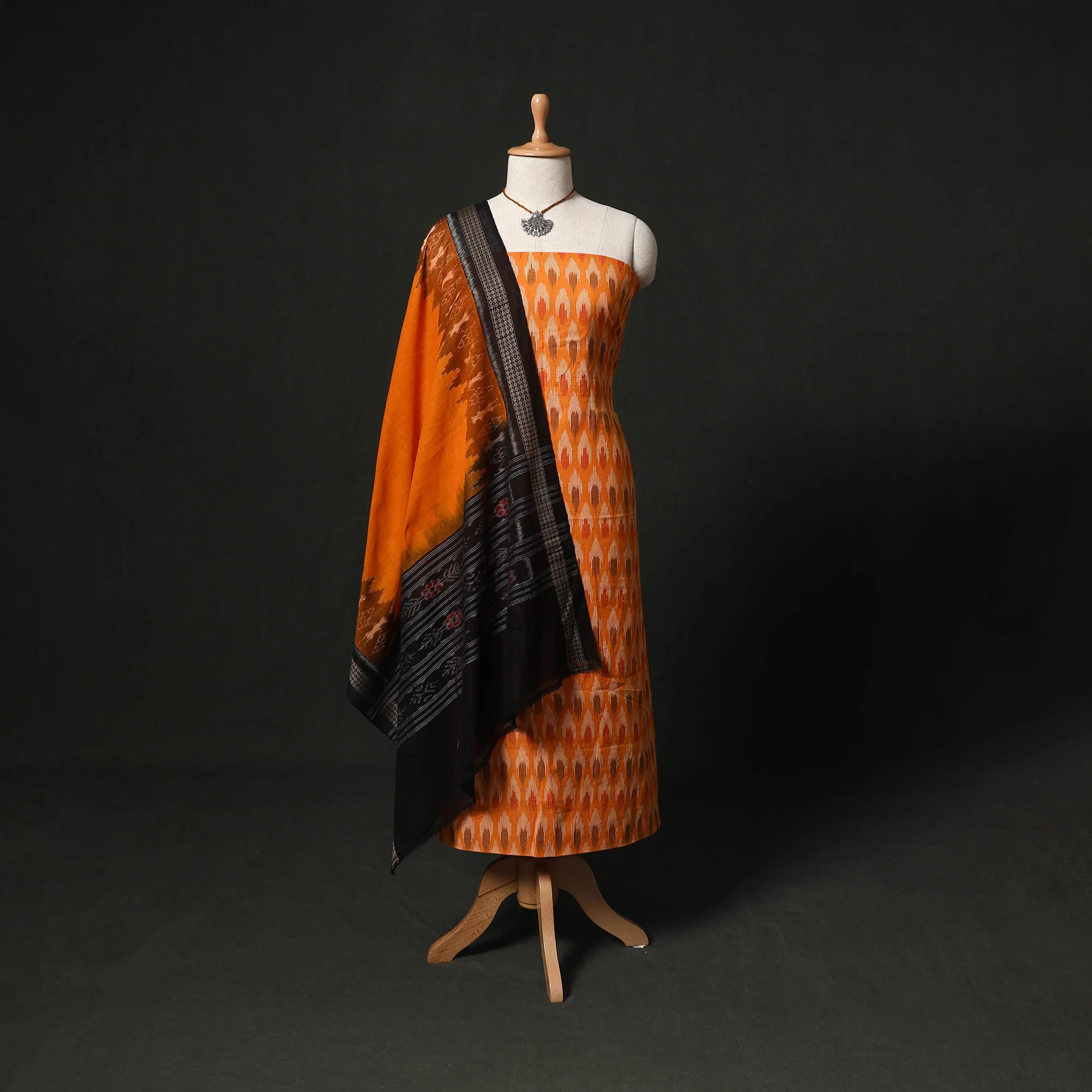 Pochampally Ikat Woven 2pc Cotton Unstitched Dress Material Kurta Set with Jewellery 04