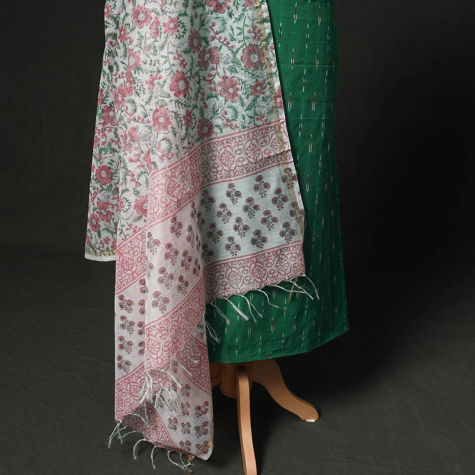 Pochampally Ikat Woven 2pc Cotton Unstitched Dress Material Kurta Set with Jewellery 06 - Image 4