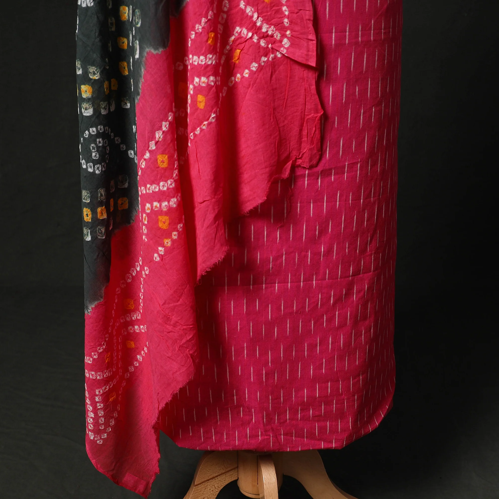 Pochampally Ikat Woven 2pc Cotton Unstitched Dress Material Kurta Set with Jewellery 08 - Image 4