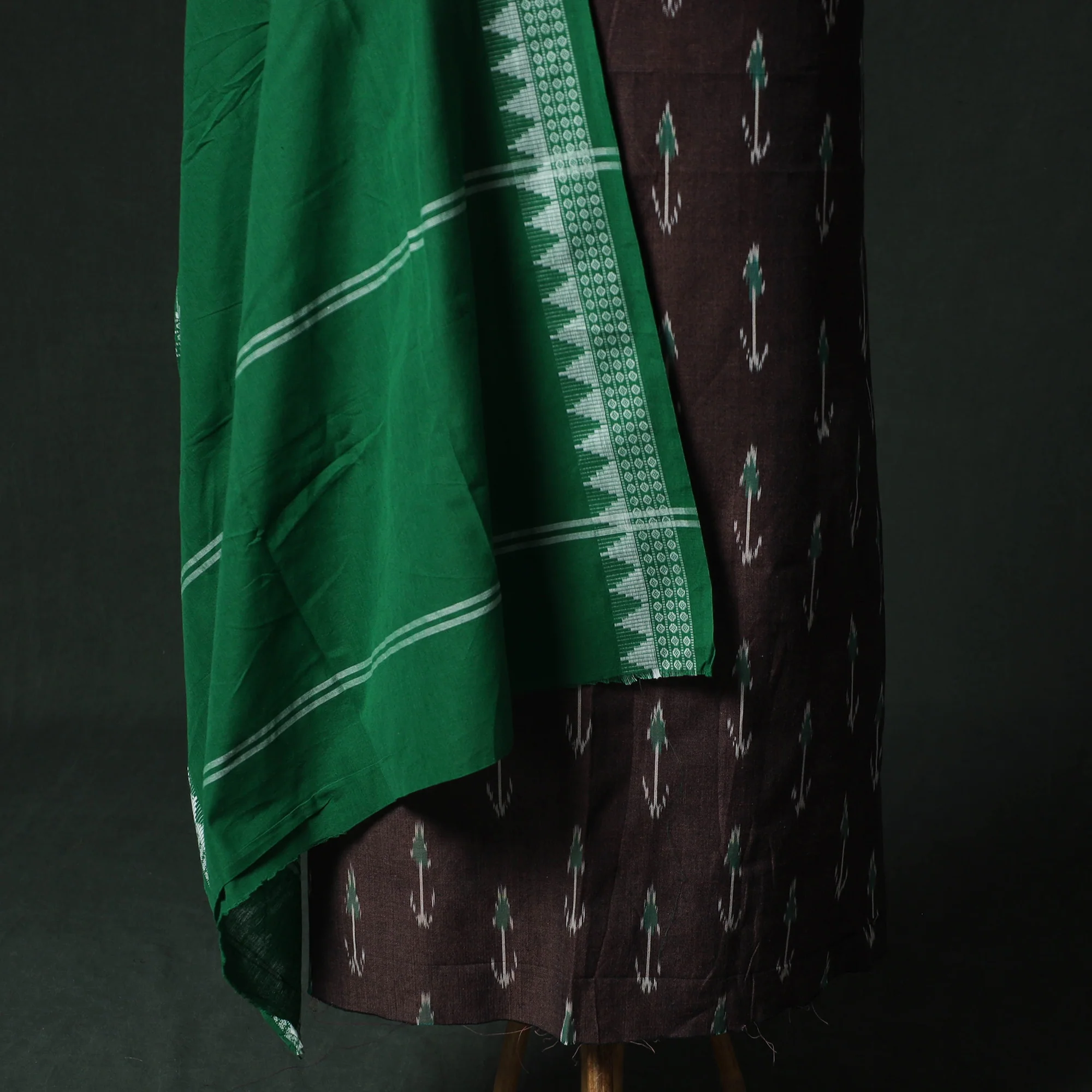 Pochampally Ikat Woven 2pc Cotton Unstitched Dress Material Kurta Set with Jewellery 13 - Image 4