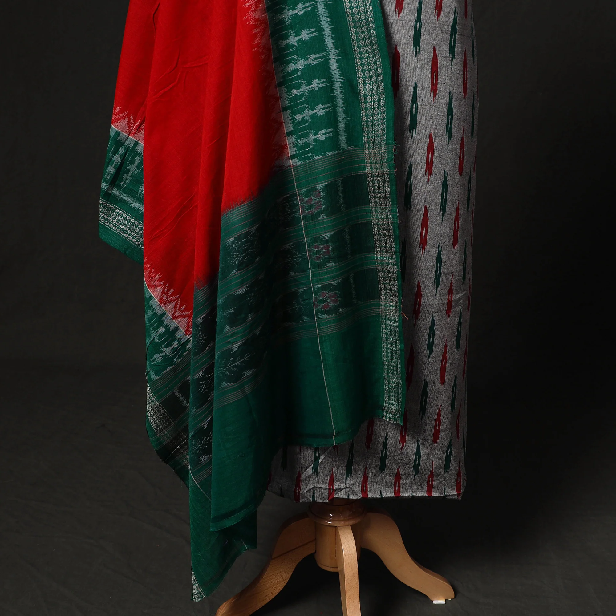 Pochampally Ikat Woven 2pc Cotton Unstitched Dress Material Kurta Set with Jewellery 18 - Image 4