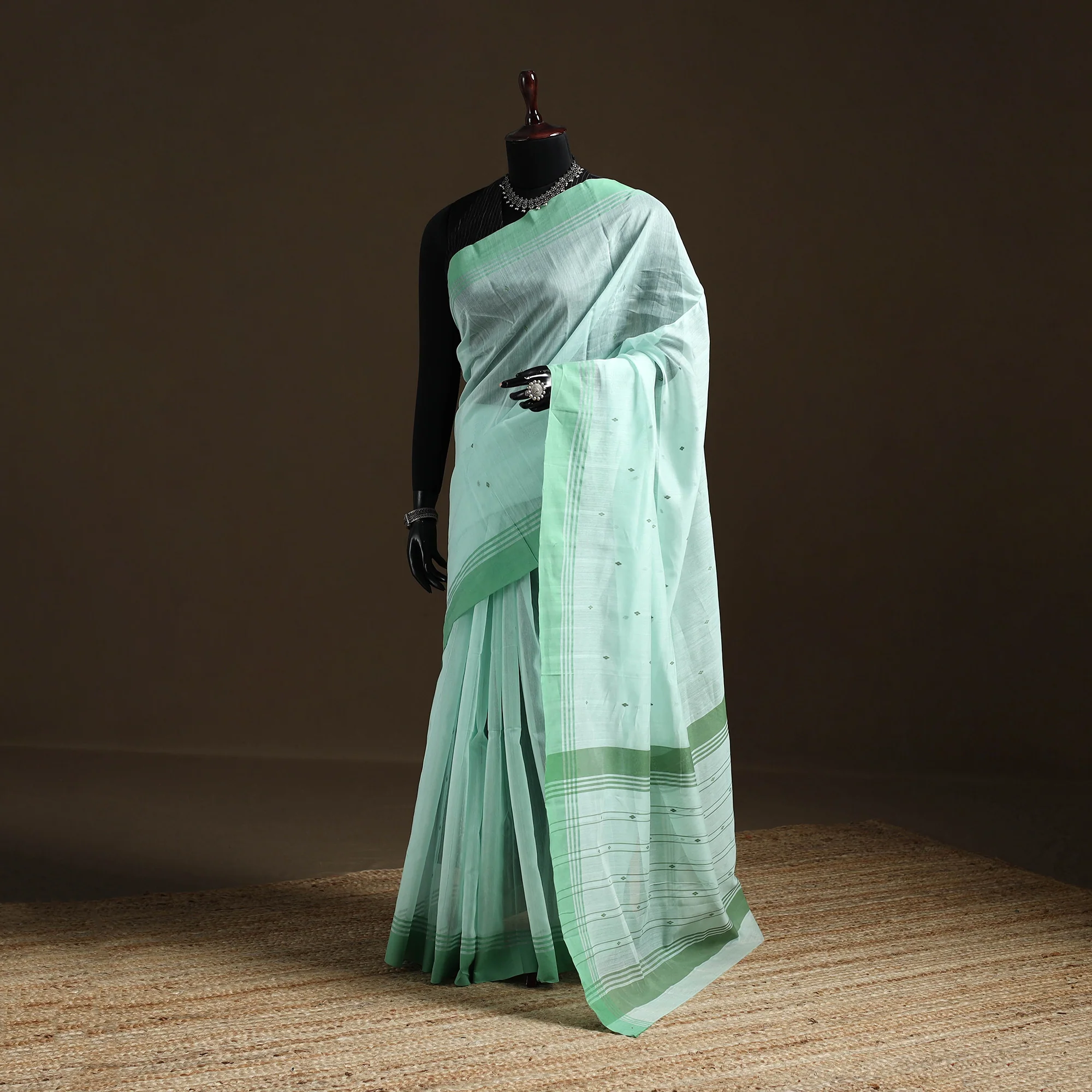 Green - Pure Handloom Cotton Thread Buti Chanderi Saree 16