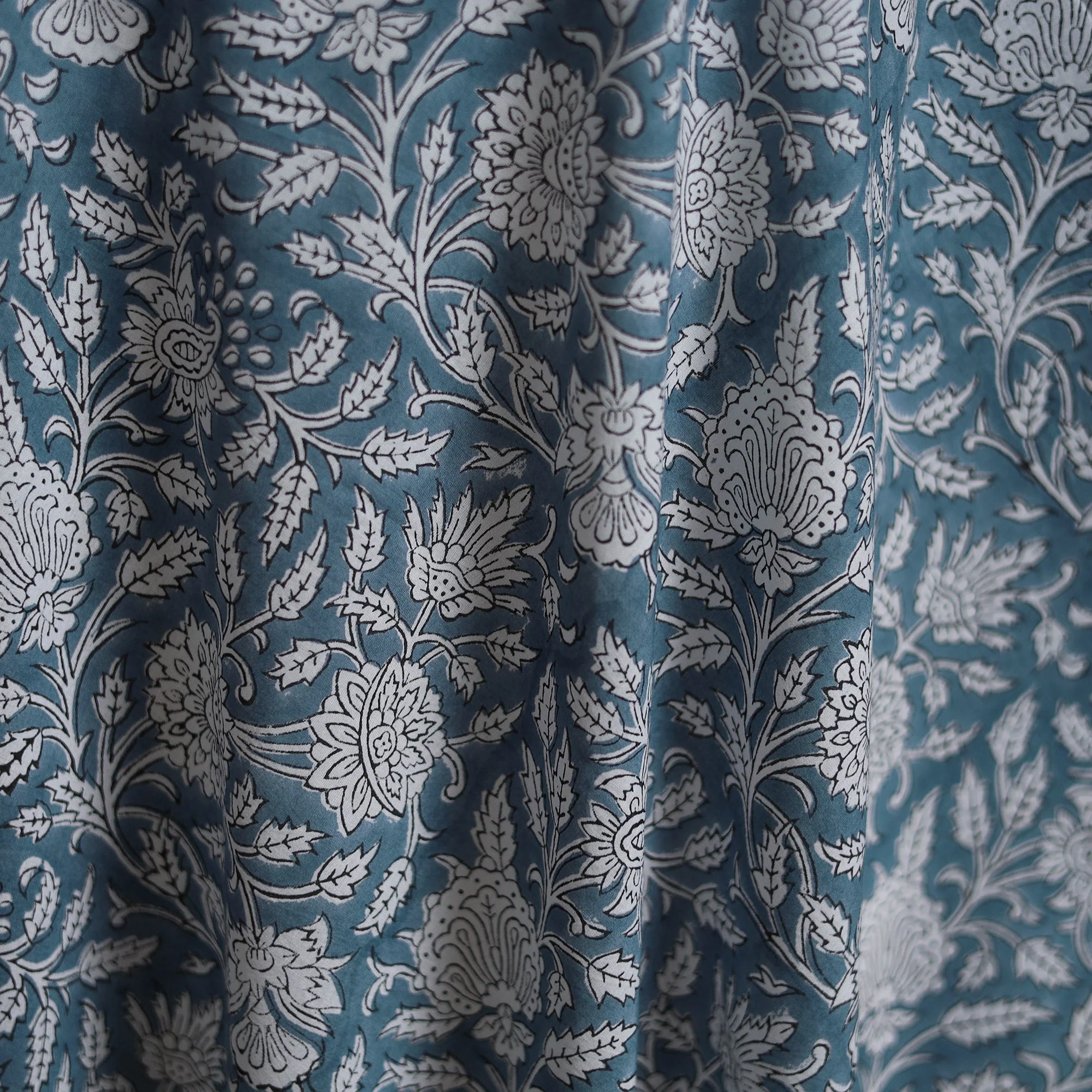 Pure Mul Cotton Hand Block Sanganeri Print Fabric 01 - Image 3