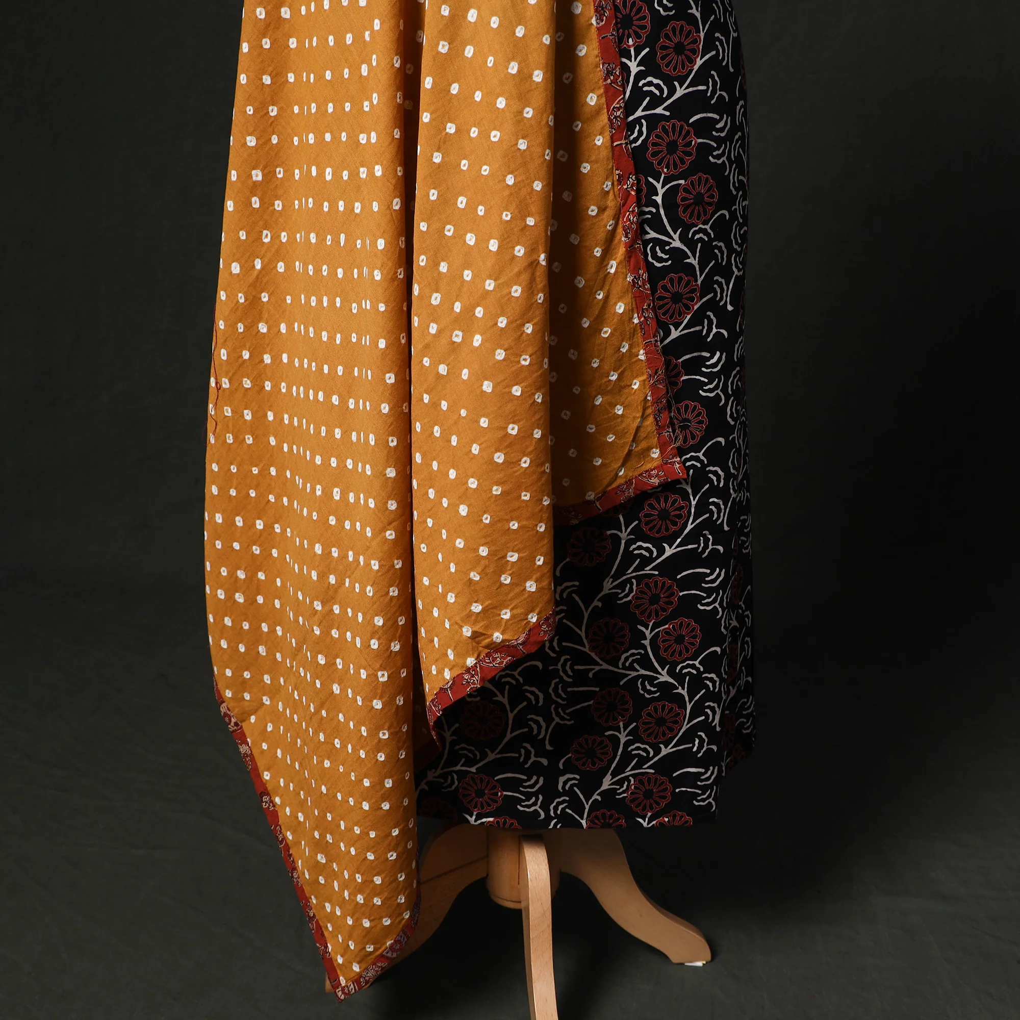 Sanganeri Hand Block Print 2pc Cotton Unstitched Dress Material Kurta Set with Jewellery 03 - Image 4