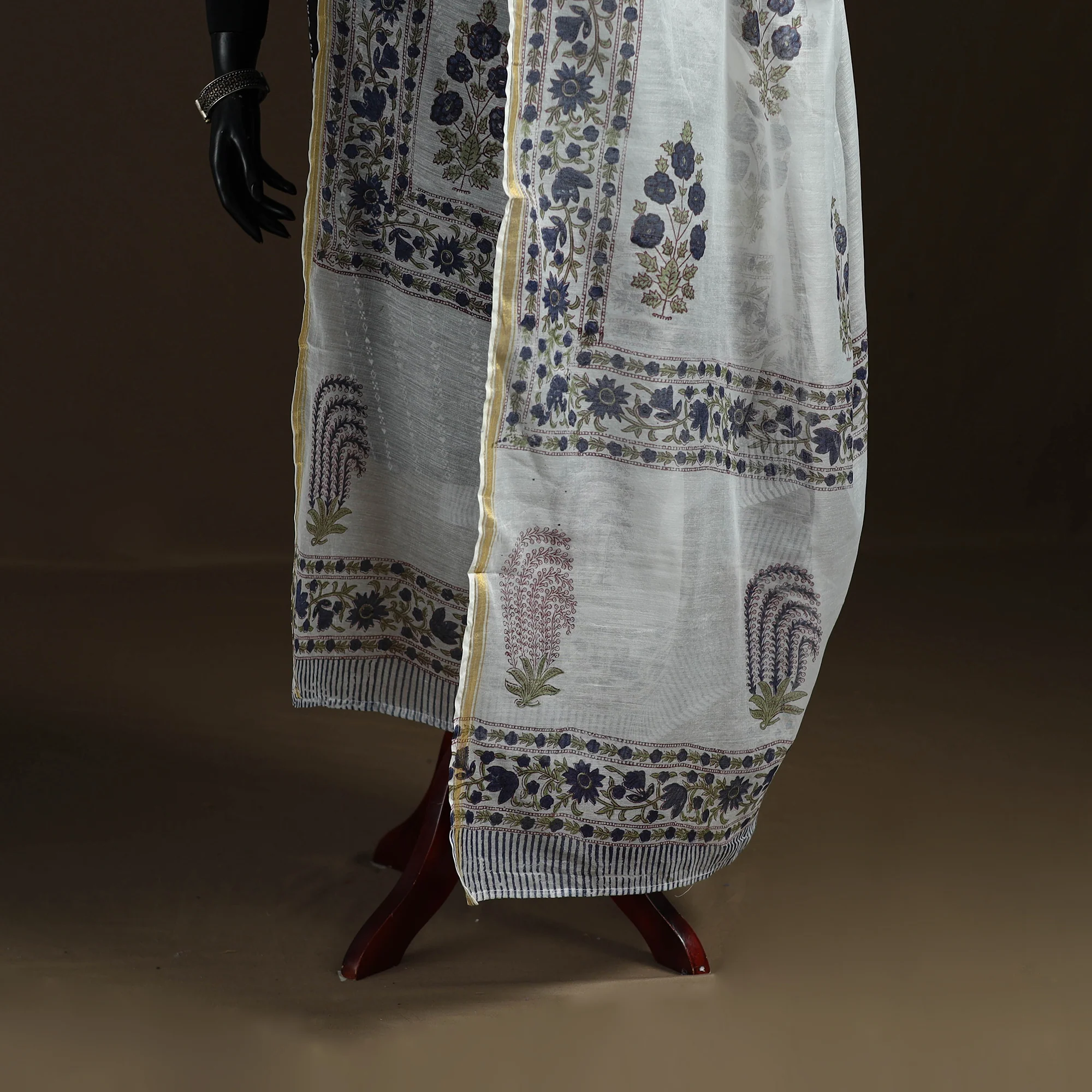 Sanganeri Hand Block Print Chanderi Silk Dupatta 56 - Image 3