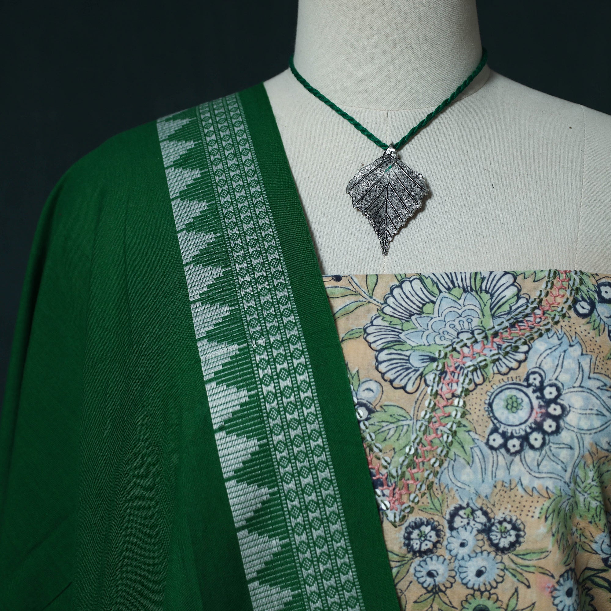Sanganeri Hand Block Print Cotton 2pc Unstitched Dress Material Kurta Set with Jewellery Set 19 - Image 3