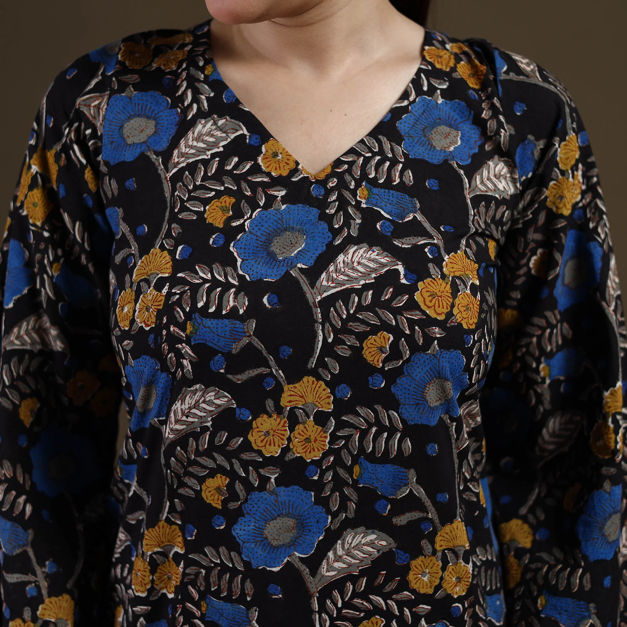 Black - Sanganeri Hand Block Print Cotton Short Kurta for women 01 - Image 4