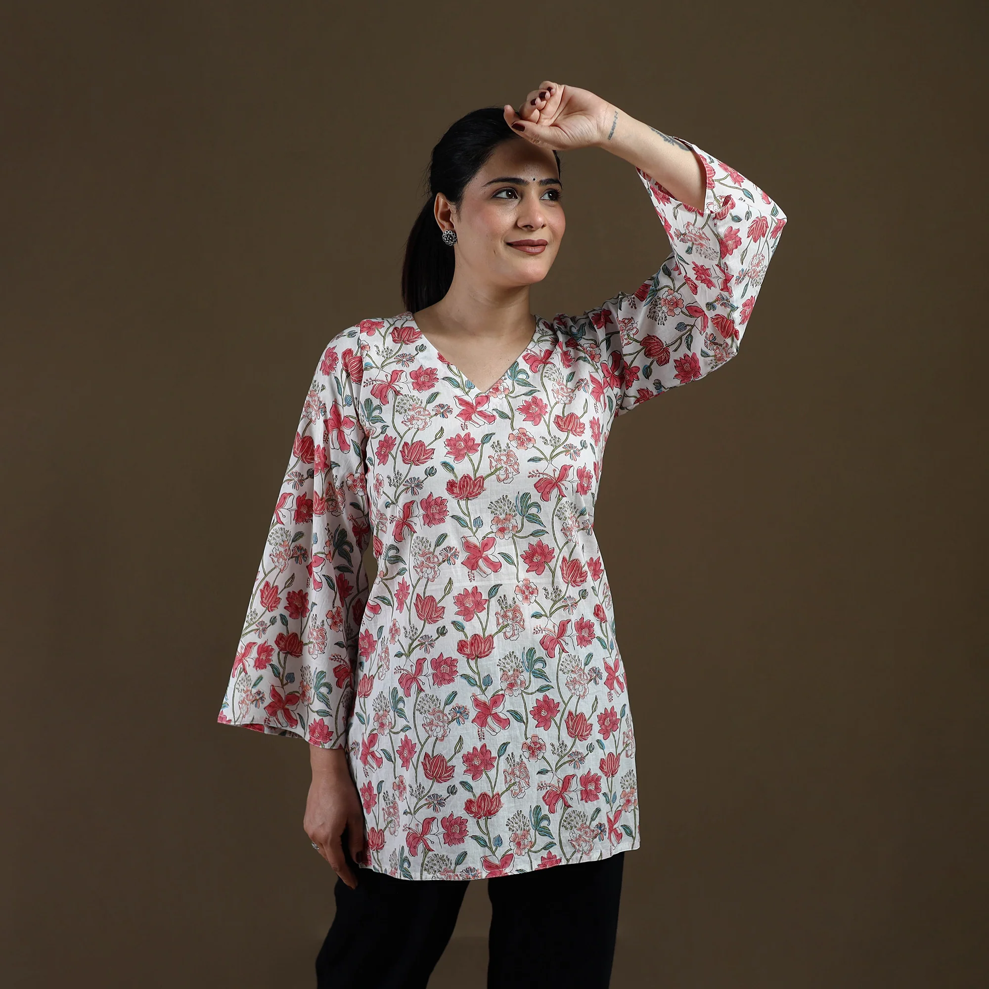 White - Sanganeri Hand Block Print Cotton Short Kurta for women 05 - Image 3