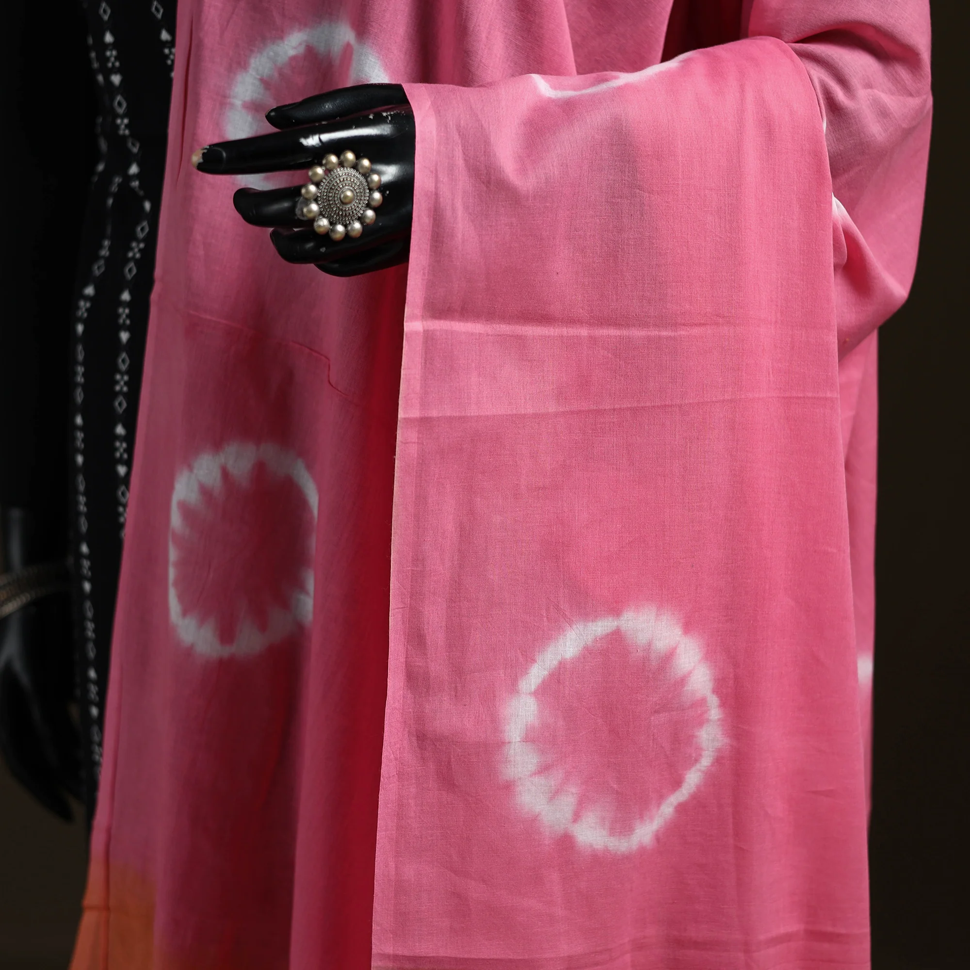 Shibori Tie-Dye Cotton Dupatta with Tassels 02 - Image 3