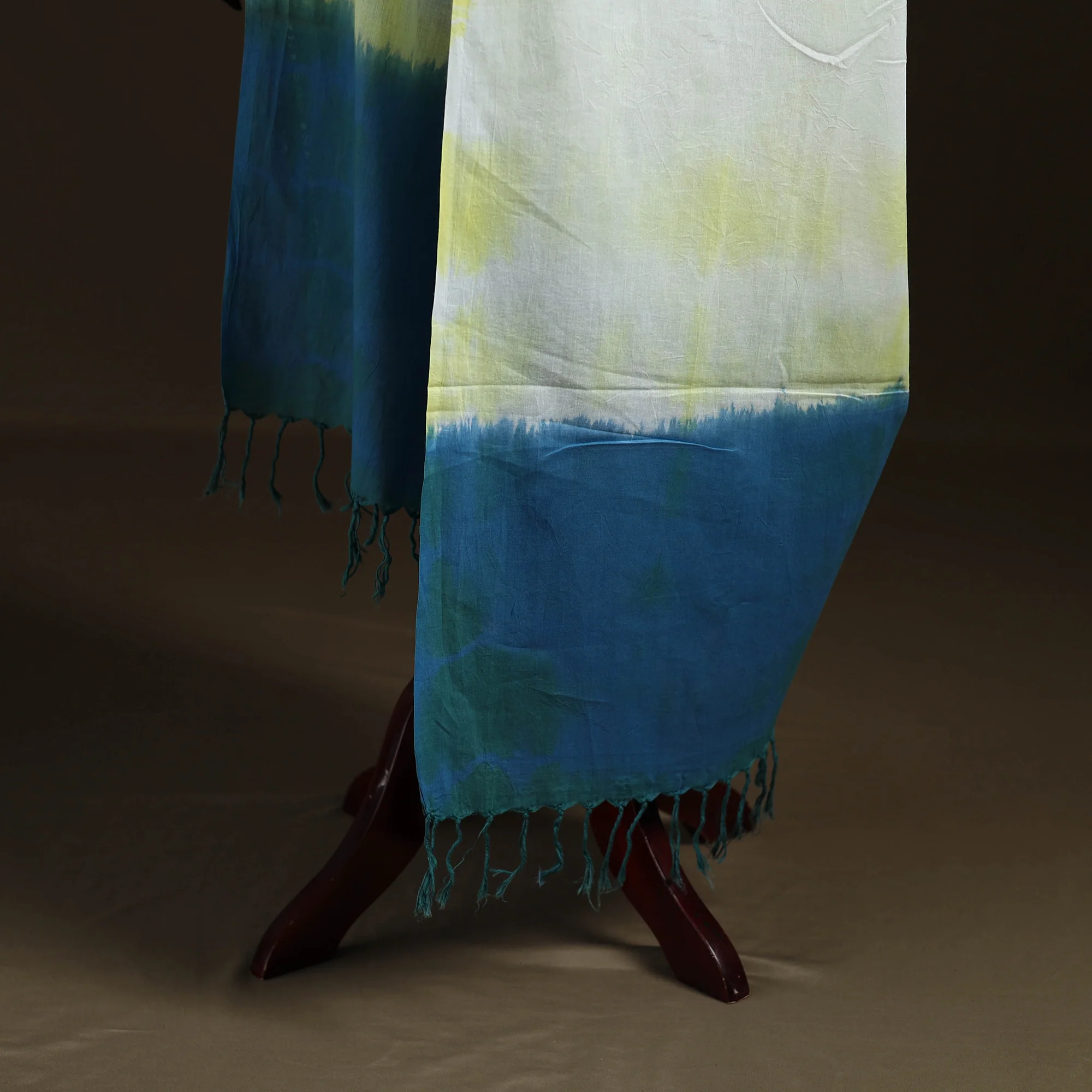 Shibori Tie-Dye Cotton Dupatta with Tassels 03 - Image 4