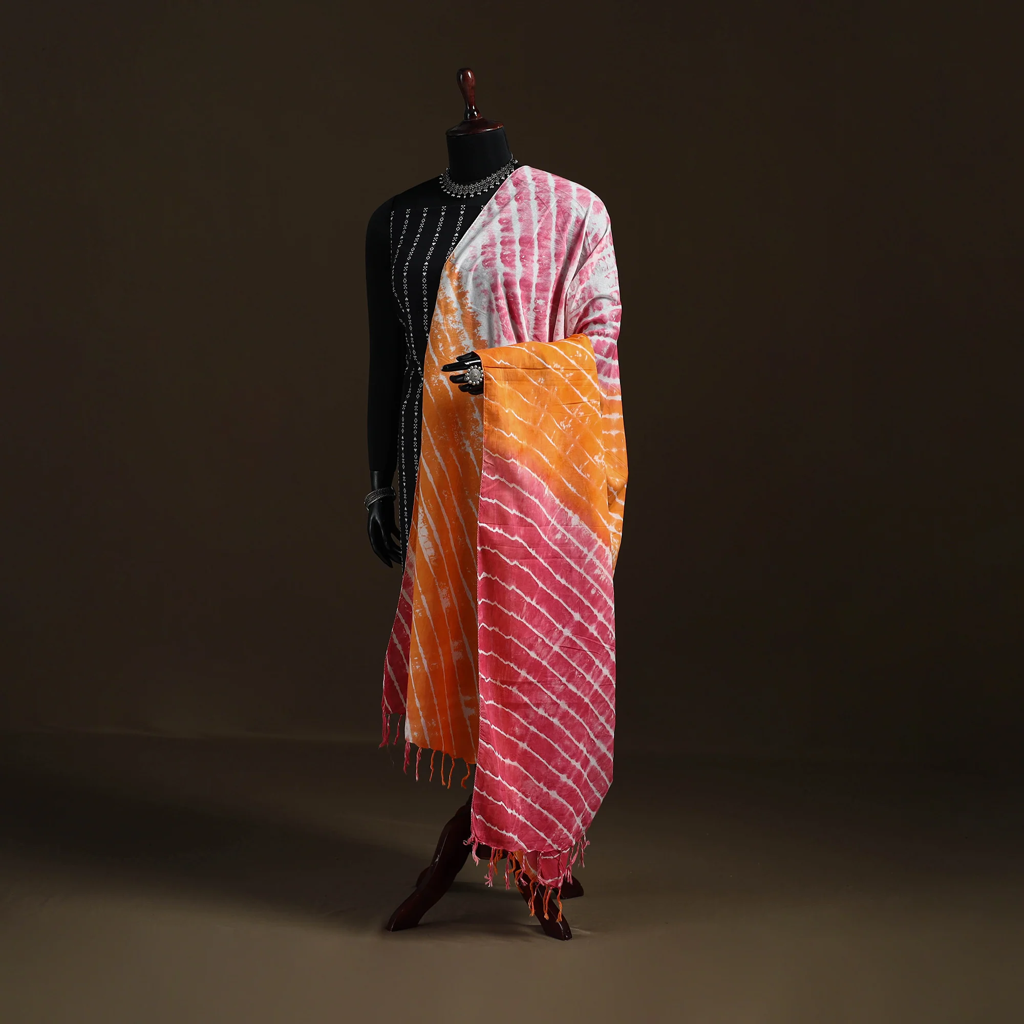 Shibori Tie-Dye Cotton Dupatta with Tassels 07