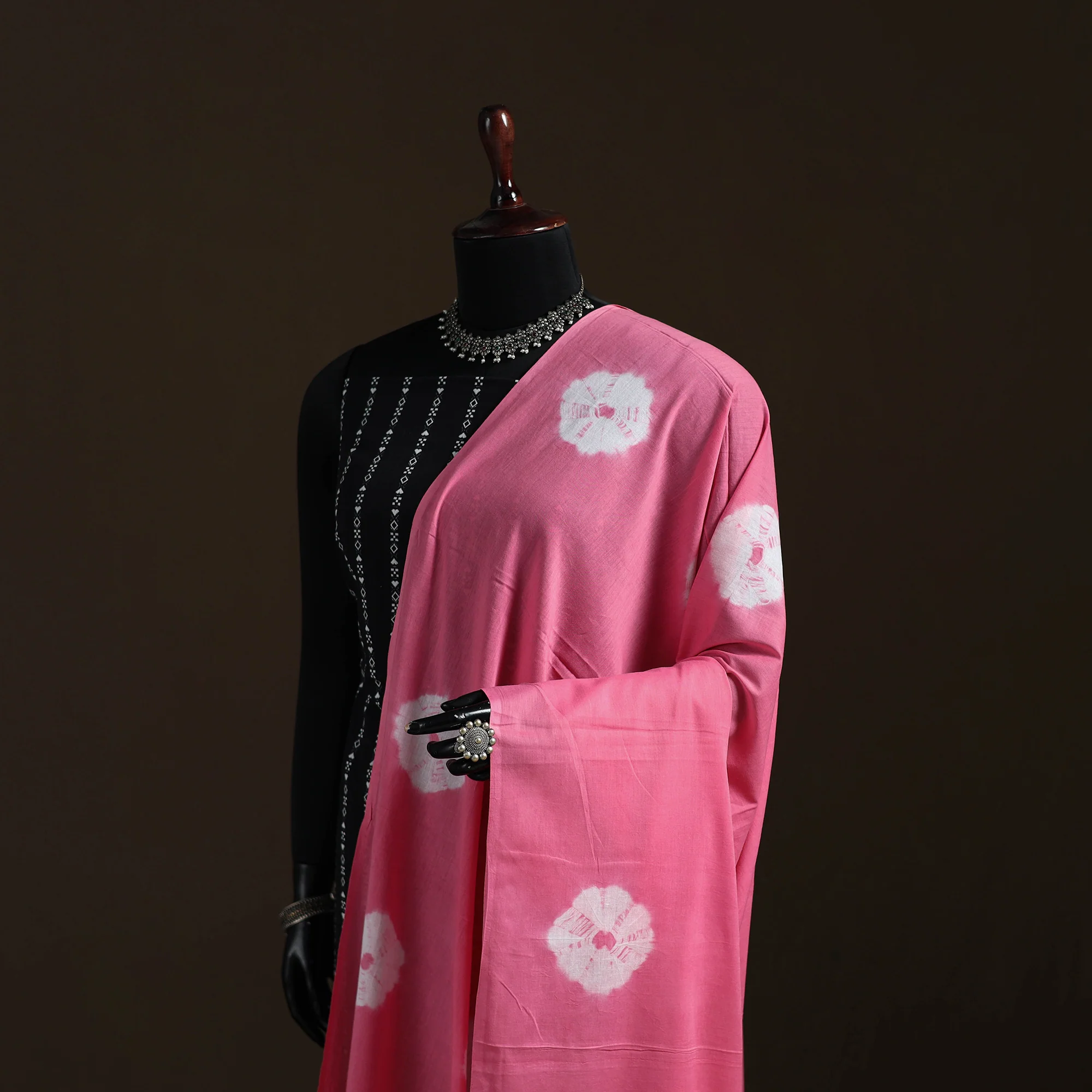 Shibori Tie-Dye Cotton Dupatta with Tassels 08 - Image 2