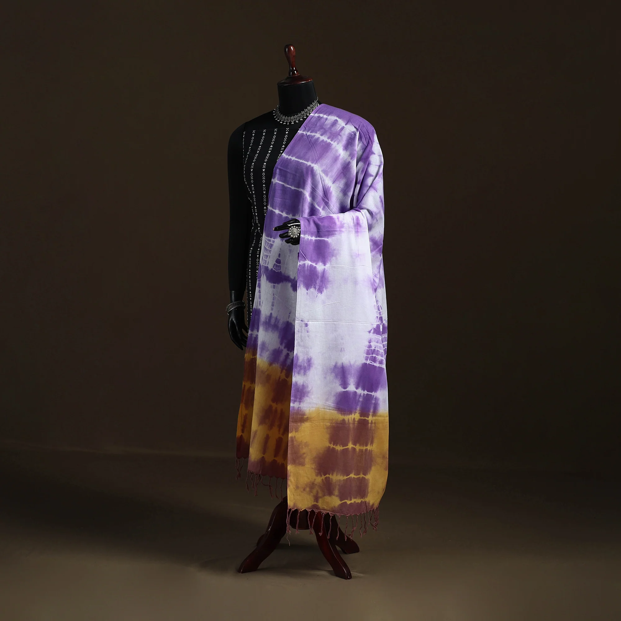 Shibori Tie-Dye Cotton Dupatta with Tassels 09