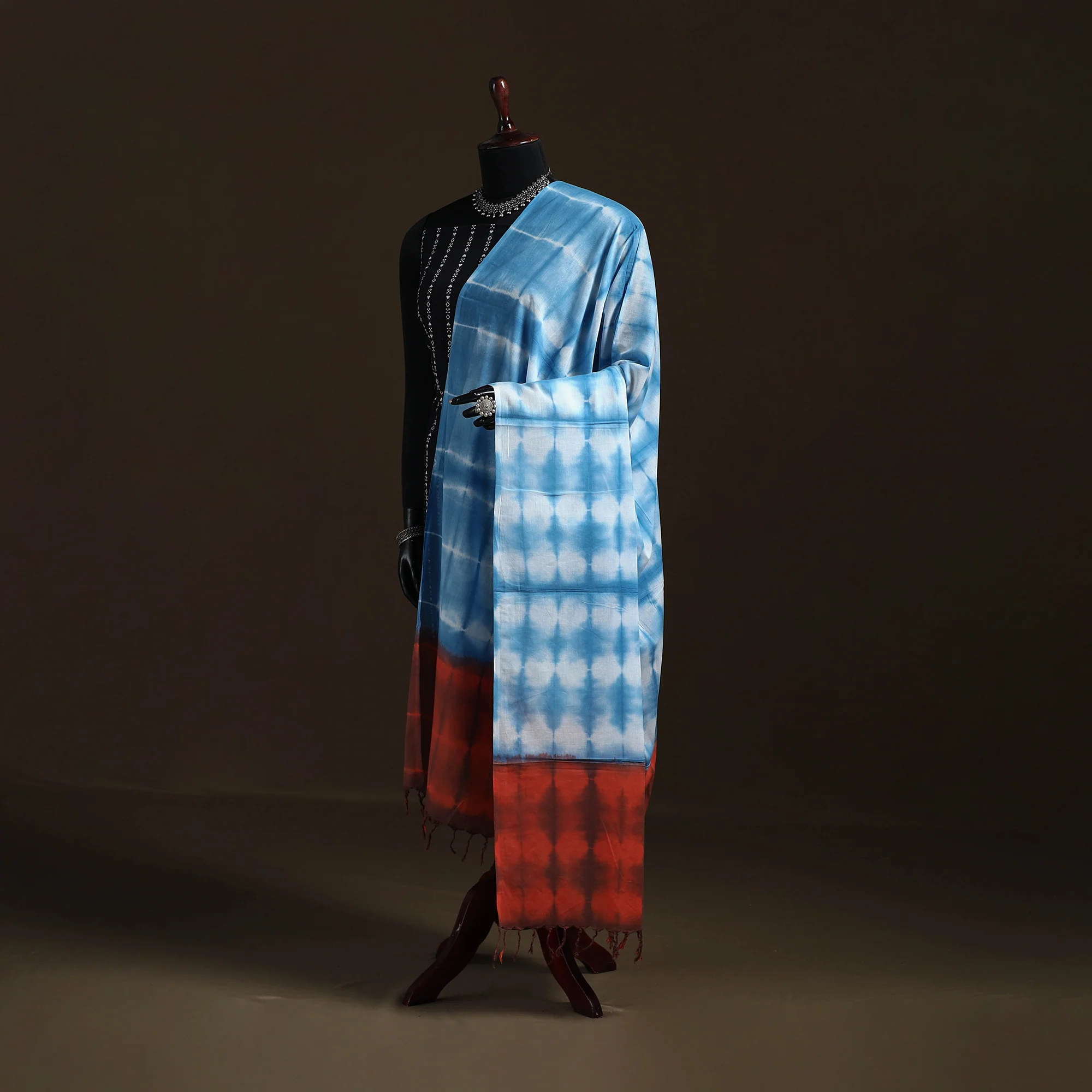Shibori Tie-Dye Cotton Dupatta with Tassels 10