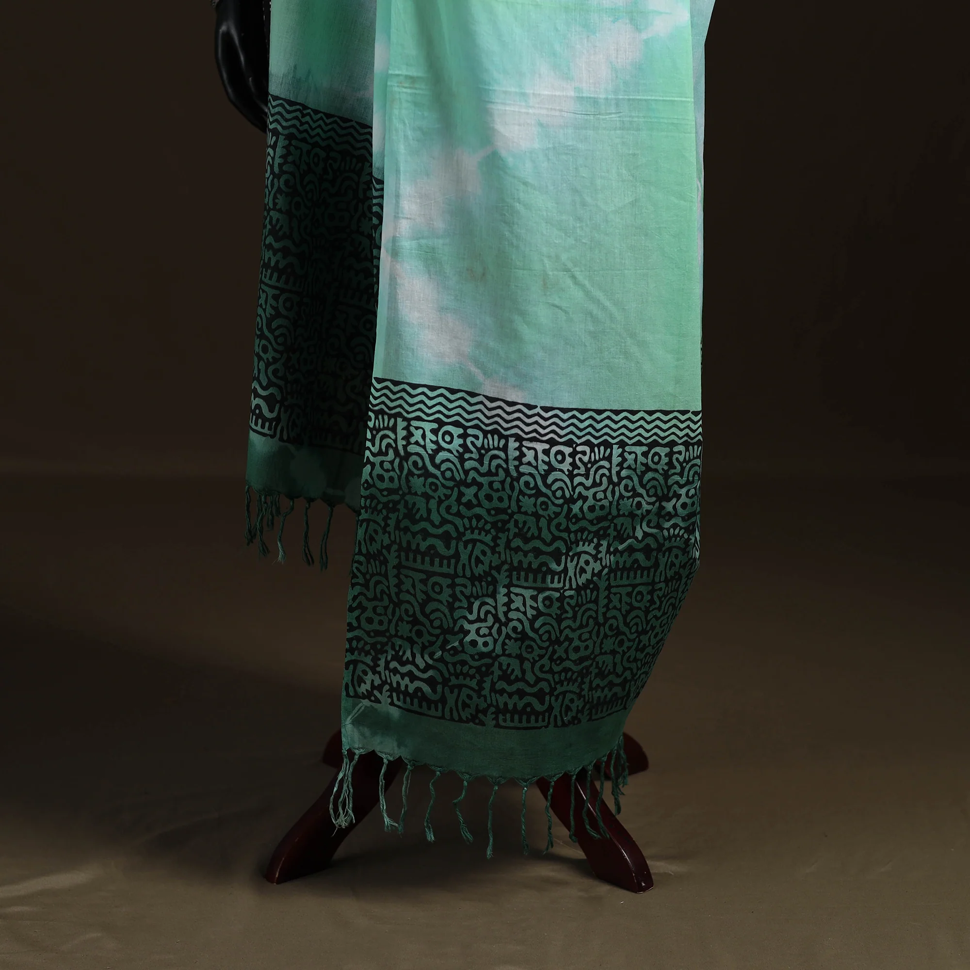 Shibori Tie-Dye Cotton Dupatta with Tassels 19 - Image 4