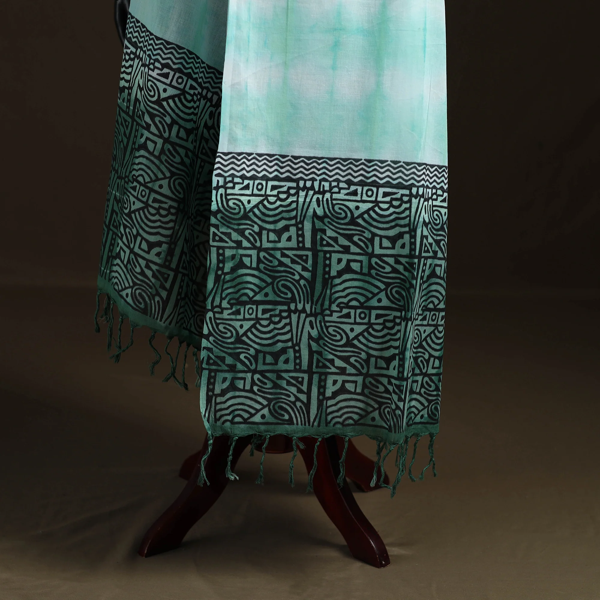 Shibori Tie-Dye Cotton Dupatta with Tassels 23 - Image 4