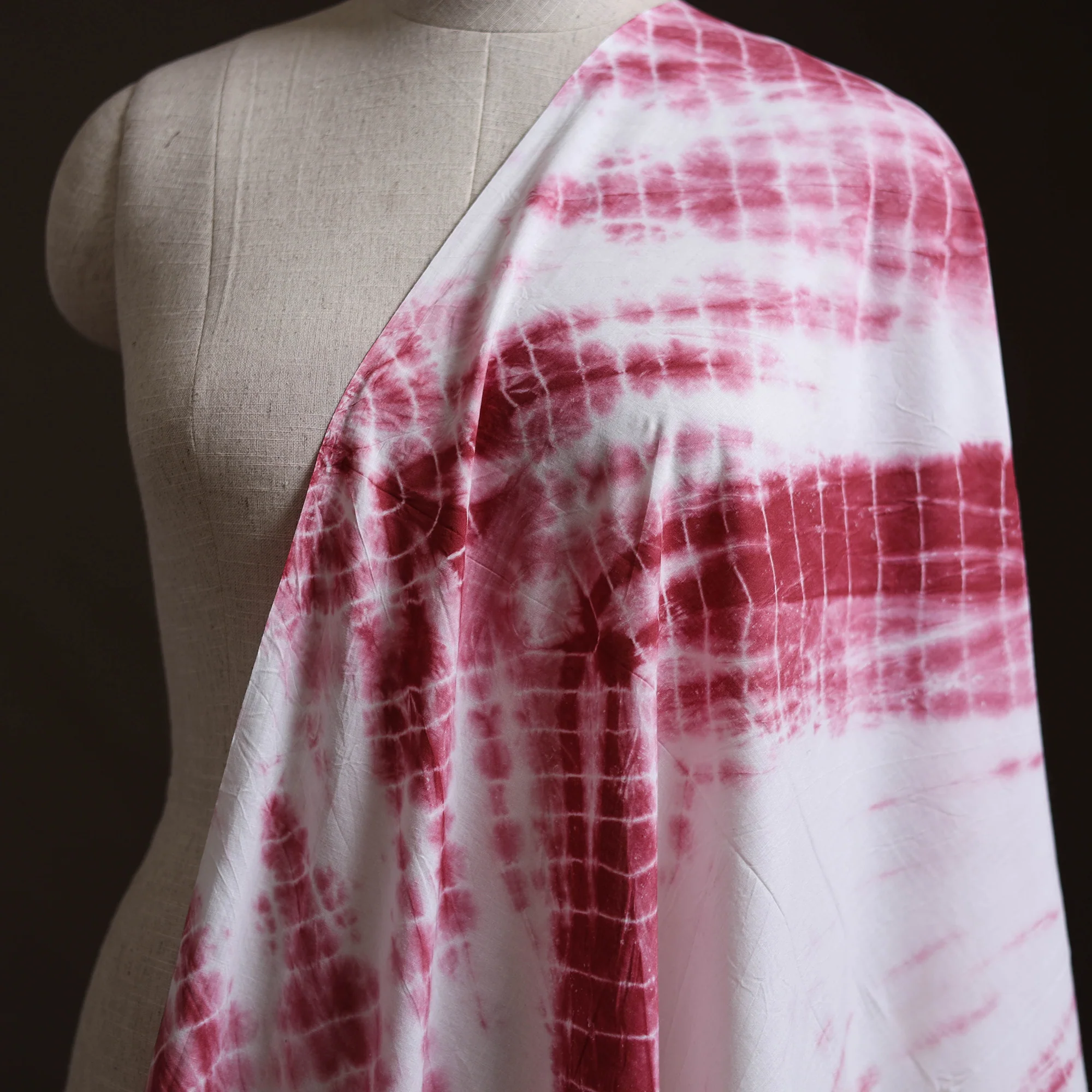 Red - Shibori Tie-Dye Pure Mul Cotton Fabric 01 - Image 2