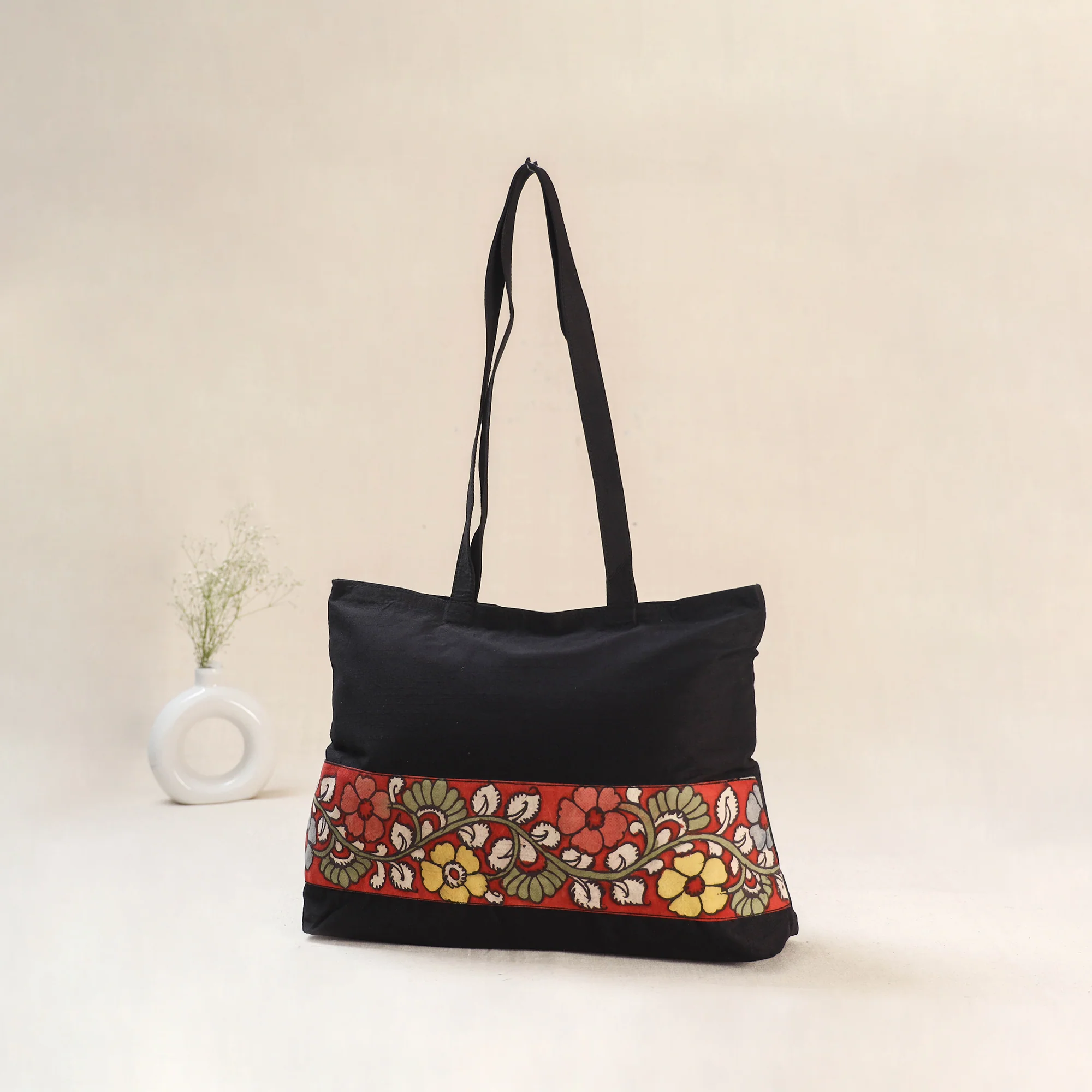 Black - Srikalahasti Kalamkari Handpainted Shoulder Bag 20 - Image 2