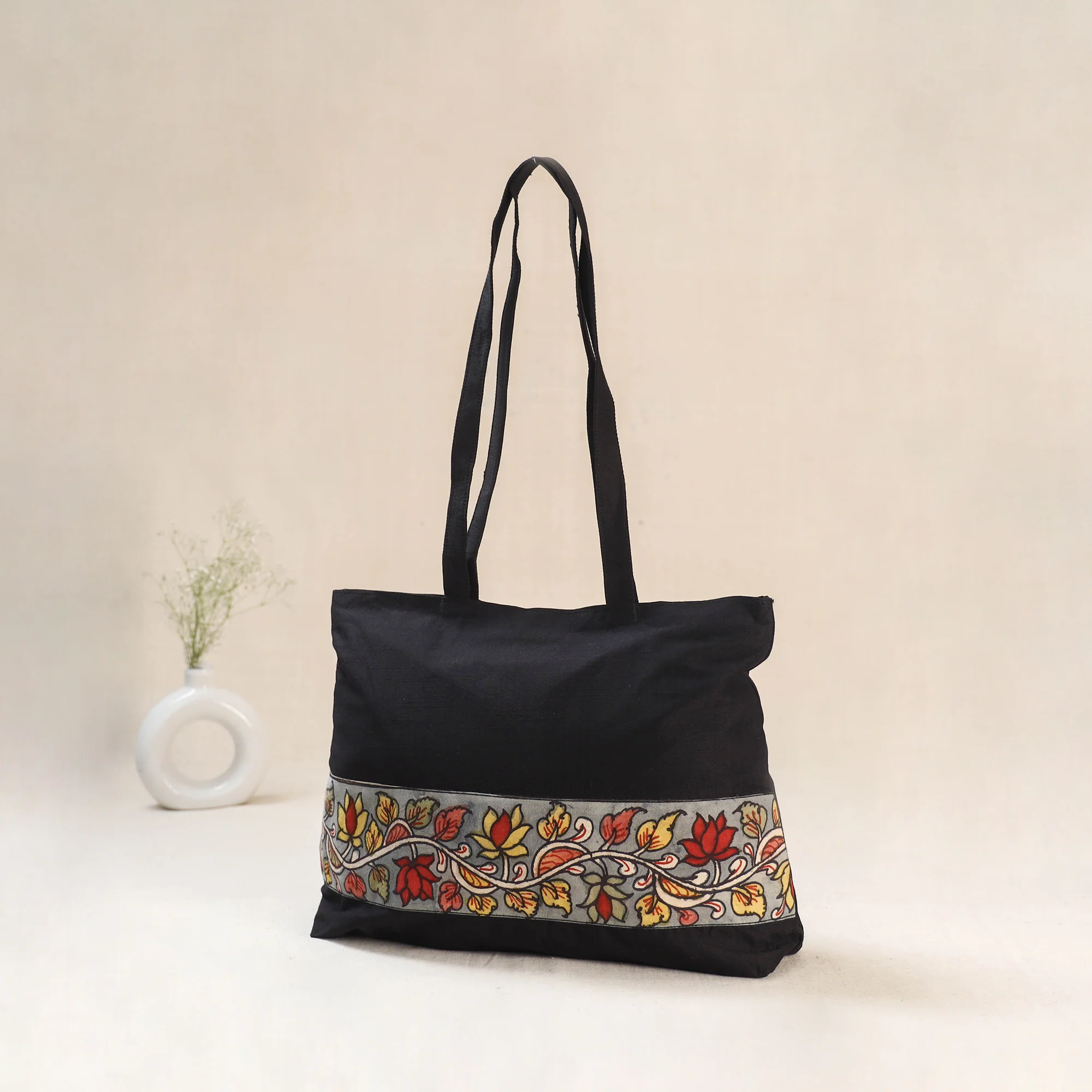 Black - Srikalahasti Kalamkari Handpainted Shoulder Bag 25 - Image 2