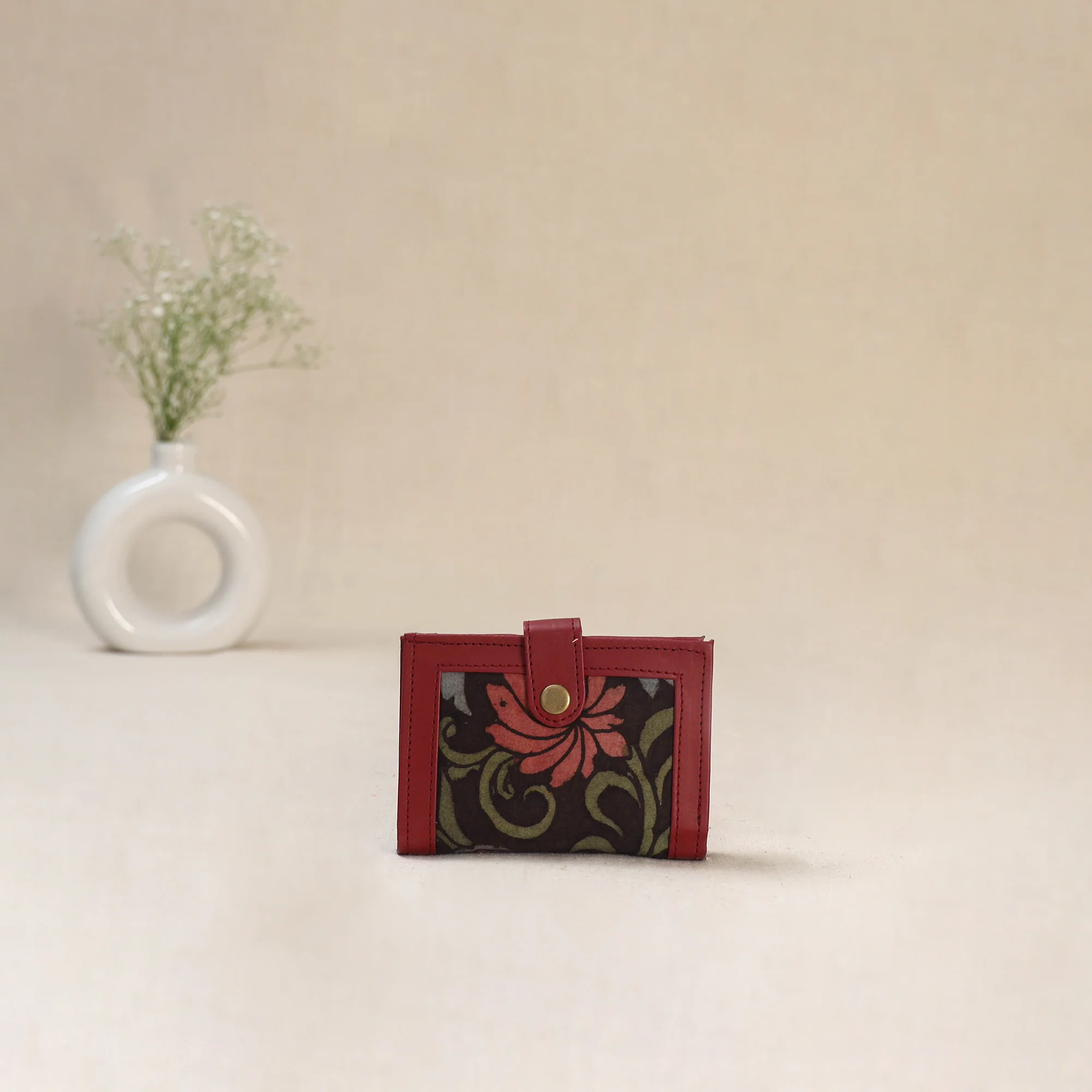 Black - Srikalahasti Kalamkari Handpainted Wallet 95