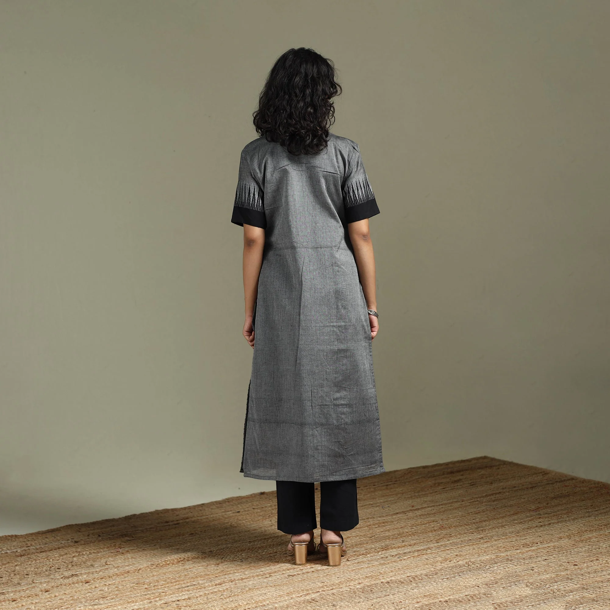 Grey - Straight Cotton Dharwad Kurta for women 25 - Image 4