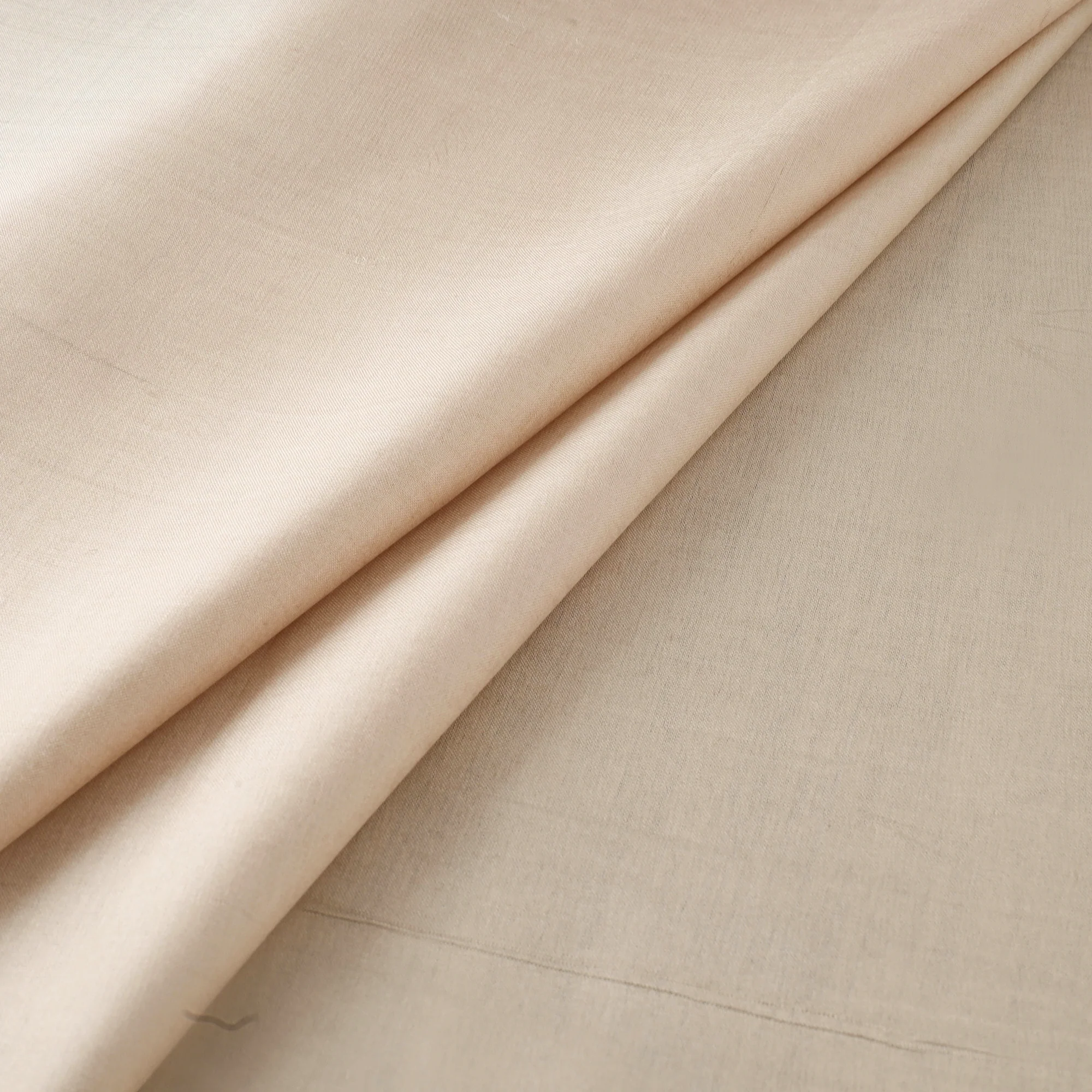Vidarbha Tussar Silk Handwoven Plain Fabric 09