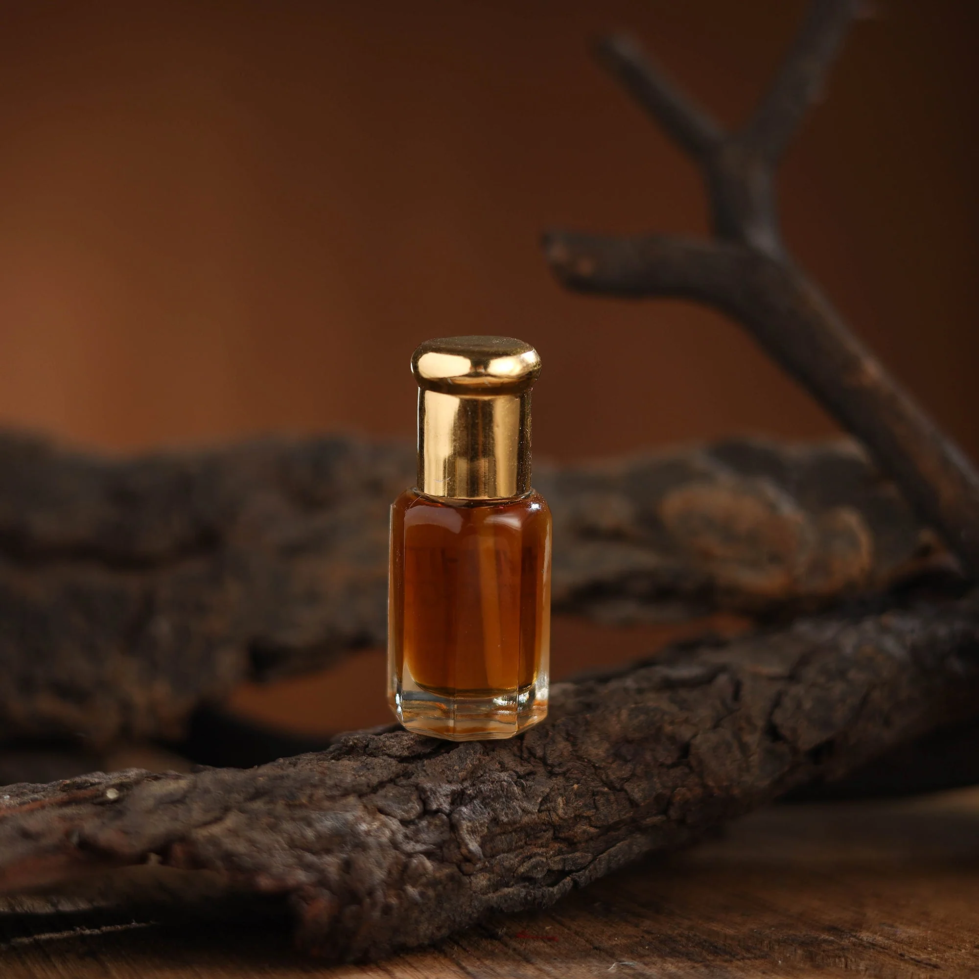 White OOD Gold - Natural Essential Unisex Perfume Oil 84 - Image 2