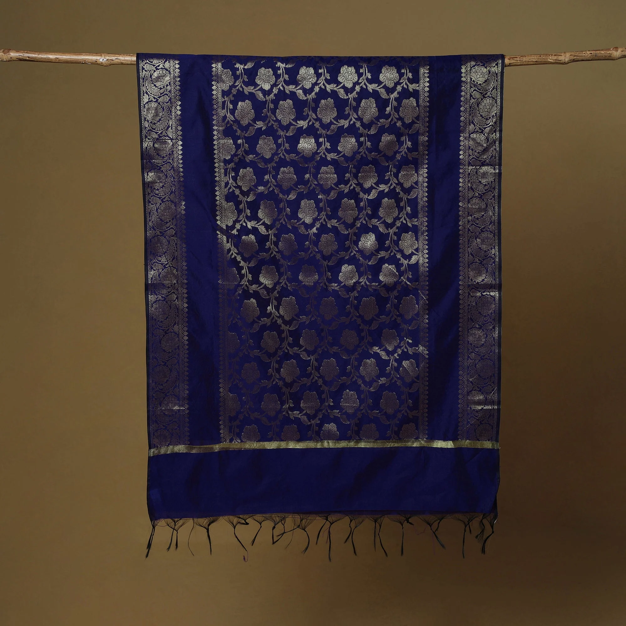 Zari Work Silk Banarasi Dupatta 06 - Image 5